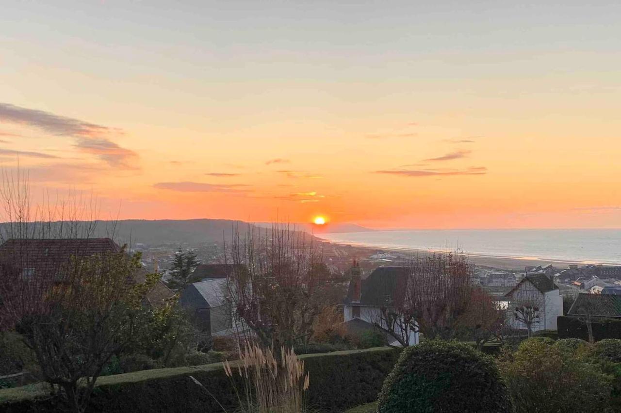 Appartement Avec Terrasse Vue Mer Trouville Sur Mer Exteriör bild