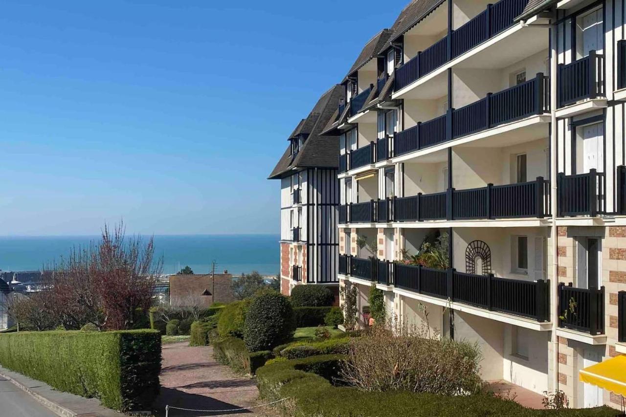 Appartement Avec Terrasse Vue Mer Trouville Sur Mer Exteriör bild